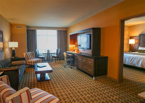apache casino hotel Jedes Zimmer im Apache Casino Hotel ist mit Bettwäsche und Handtüchern ausgestattet